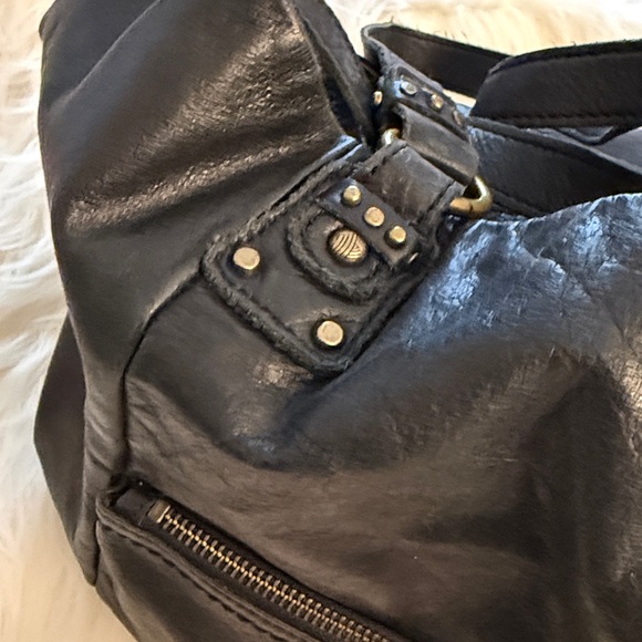 The Sak Genuine Leather Shoulder Tote Bag - Picture 4 of 16